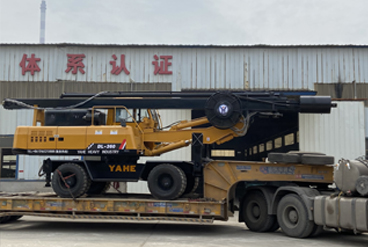 高端定制360度輪式旋挖鉆機發貨